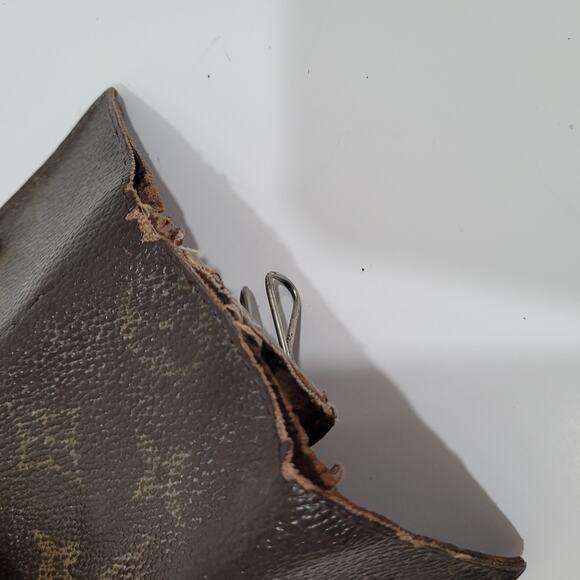 Authentic Louis Vuitton Monogram Multicles 4 Key Hooks Case Brown Small 2003 - Picture 7 of 7